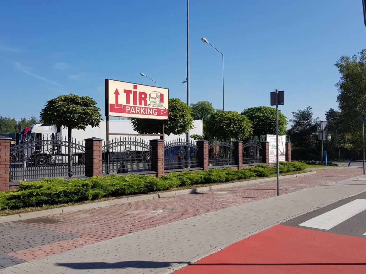 Albergue Gosciniec Biznesowy Dąbrowa Górnicza Exterior foto