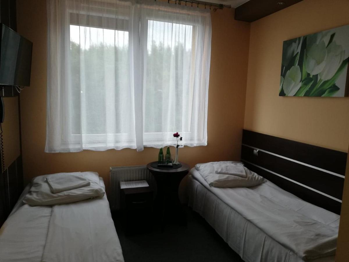 Albergue Gosciniec Biznesowy Dąbrowa Górnicza Exterior foto