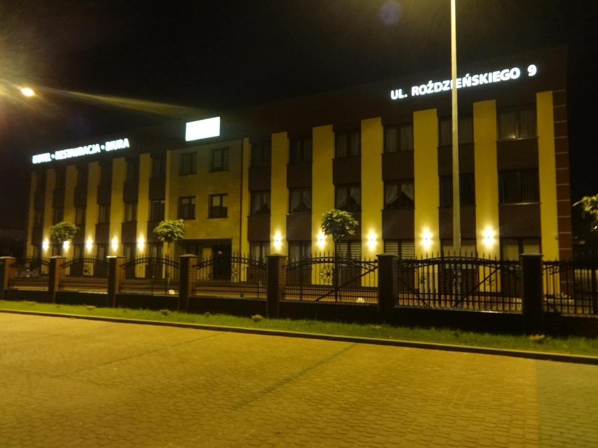 Albergue Gosciniec Biznesowy Dąbrowa Górnicza Exterior foto