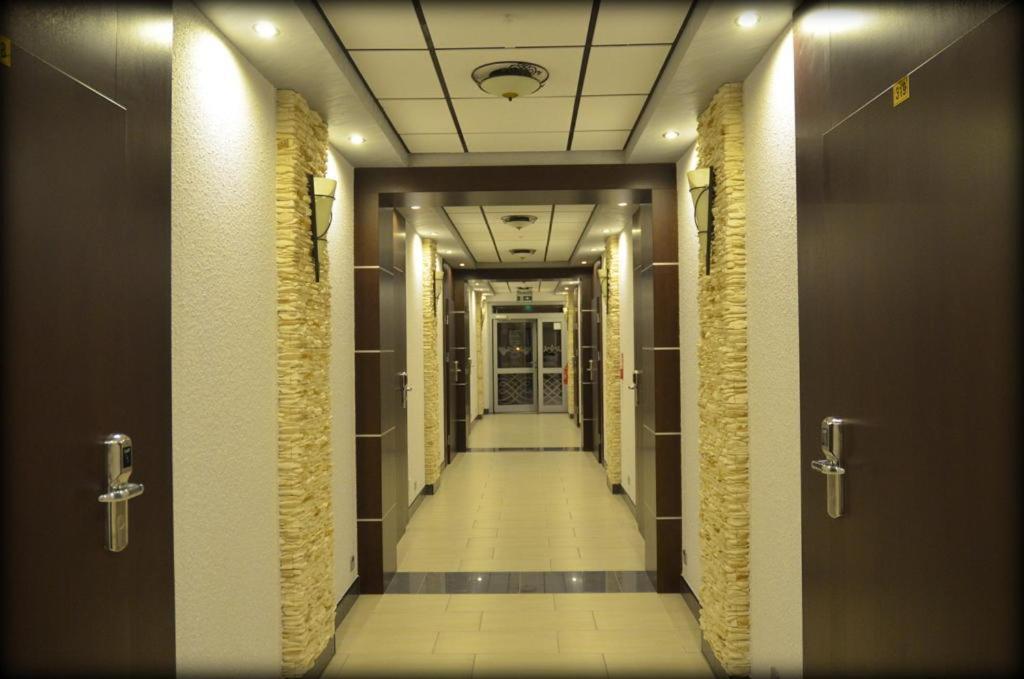 Albergue Gosciniec Biznesowy Dąbrowa Górnicza Habitación foto